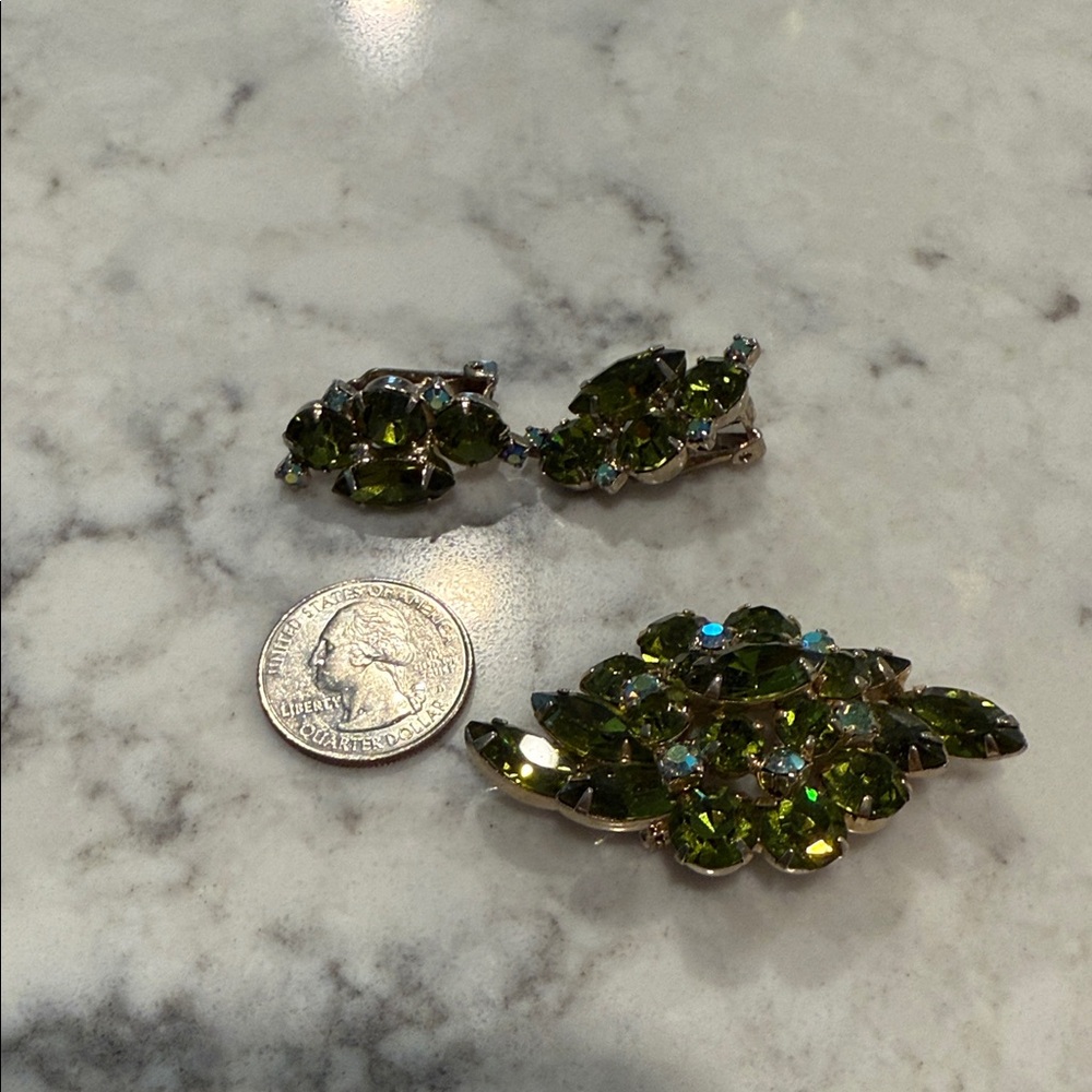 Green Crystal Brooch and Earring Set